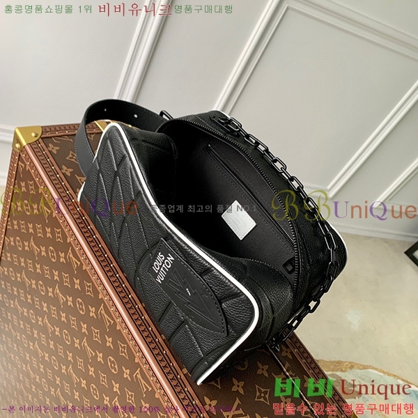 #̺ Dopp Kit Ŀġ M81849-100