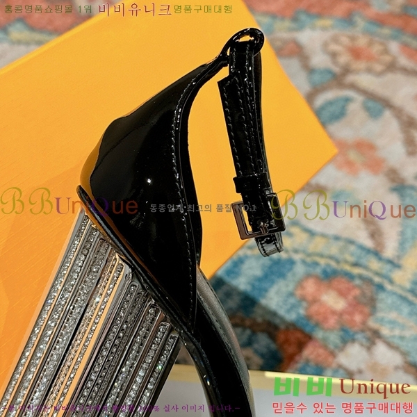 ̺   34L782151-6 ~10cm